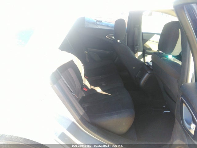 2016 Chrysler 200, VIN: 1C3CCCAB9GN132293