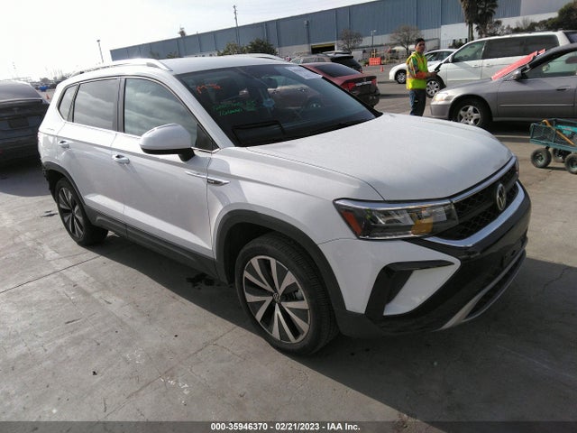 2022 3VVRX7B23NM042808 main image