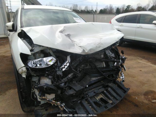 5N1AT2MT0JC721135 Nissan ROGUE S/SV/SL