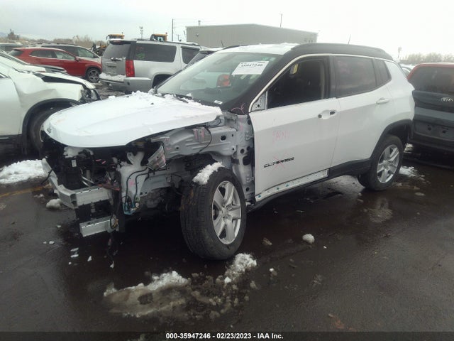 3C4NJDBB0NT143131 Jeep Compass Latitude