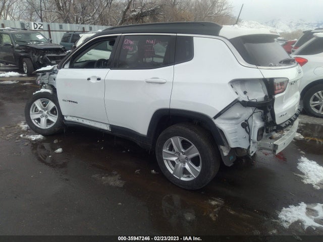 3C4NJDBB0NT143131 Jeep Compass Latitude