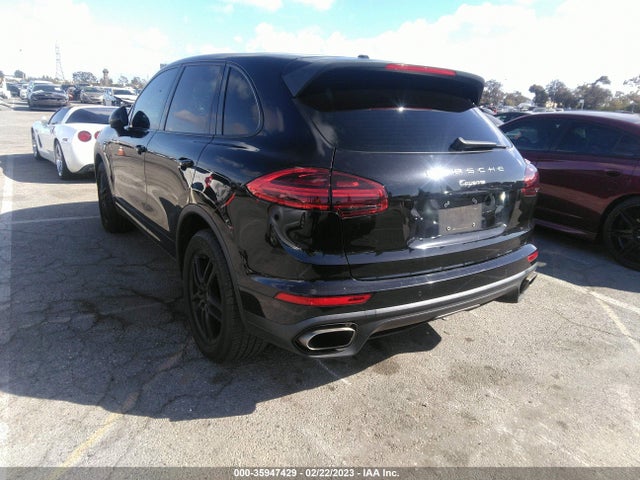2016 Porsche Cayenne, VIN: WP1AA2A27GKA36357