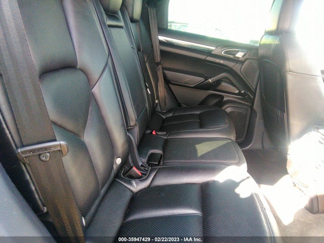 2016 Porsche Cayenne, VIN: WP1AA2A27GKA36357