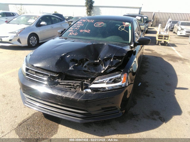 3VW267AJ1GM391686 Volkswagen Jetta