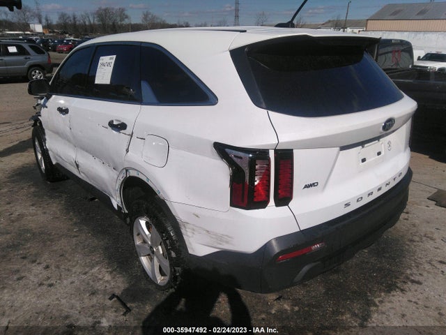 2021 KIA SORENTO LX VIN: 5XYRGDLC9MG039590