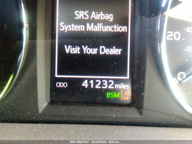 2017 Toyota RAV4, VIN: JTMDJREVXHD129519