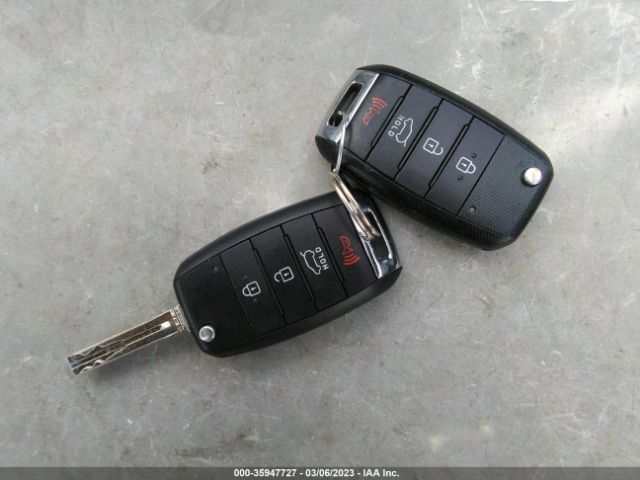 KNDJN2A29F7796071 KIA Soul Base