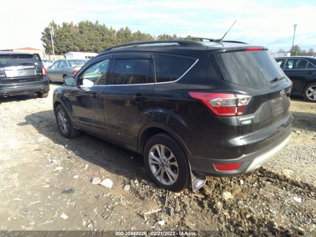 2017 Ford Escape, VIN: 1FMCU9GD6HUD02309