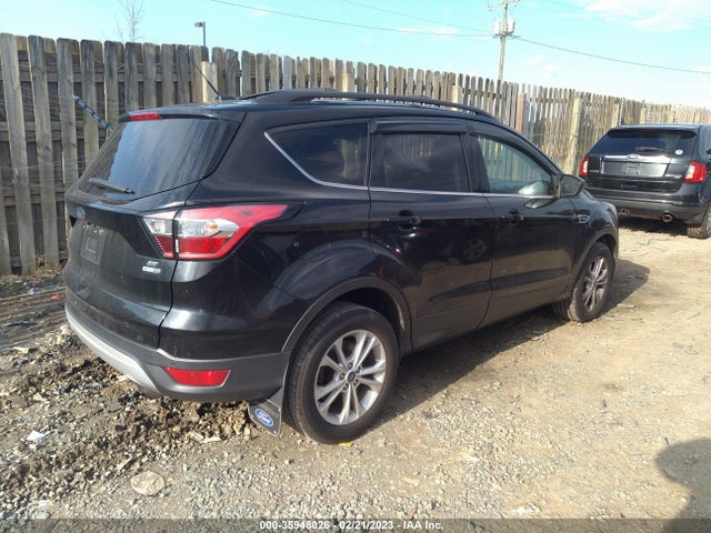 2017 Ford Escape, VIN: 1FMCU9GD6HUD02309