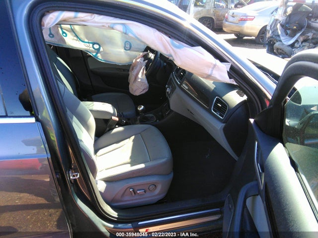 WA1GFCFS7GR013352 Audi Q3 Prestige
