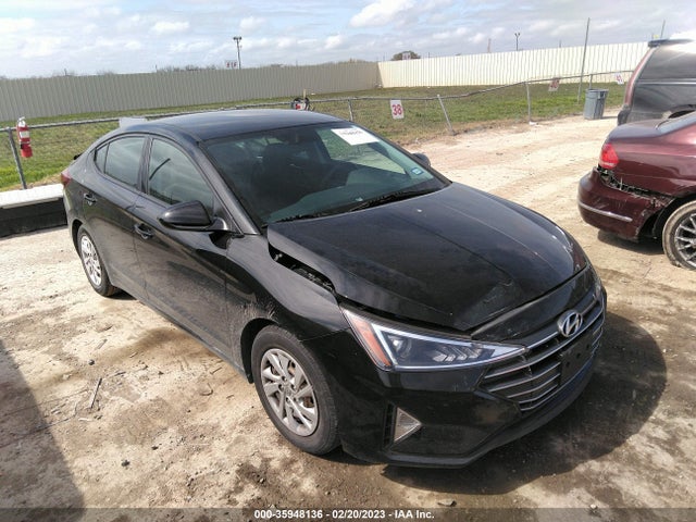 2019 5NPD74LFXKH460227 main image