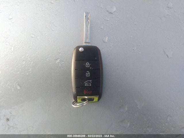 KIA Soul Base 2016 KNDJN2A25G7348587 Image 3