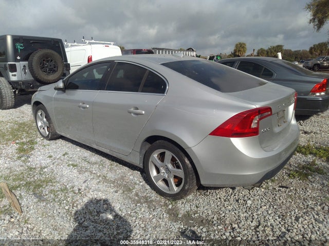 Volvo S60 T5 2012 YV1622FS6C2145345 Image 3