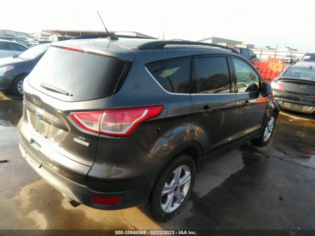 1FMCU0GX2FUC24498 Ford ESCAPE SE