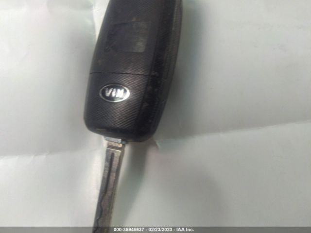 KNAGM4A71F5595875 KIA Optima Lx