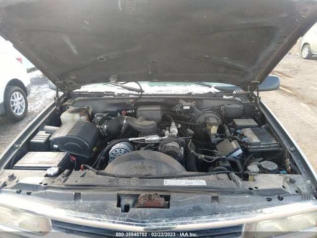 Chevrolet Suburban 1999 3GNFK16R8XG231788 Image 11