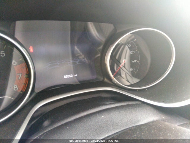 2019 Jeep Compass, VIN: 3C4NJDBB7KT733564