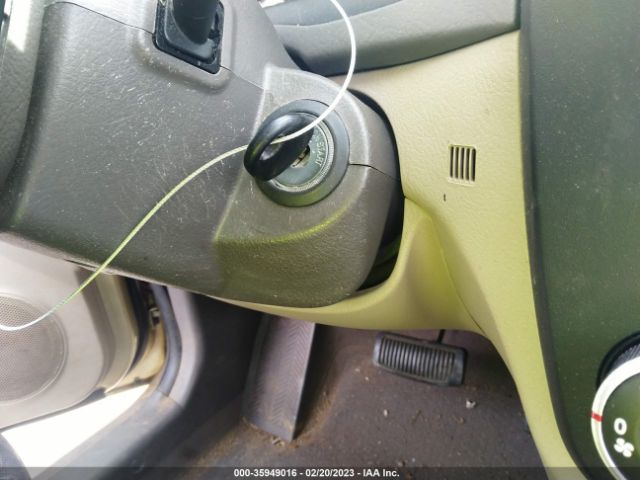 KNAFE221895647563 KIA SPECTRA EX