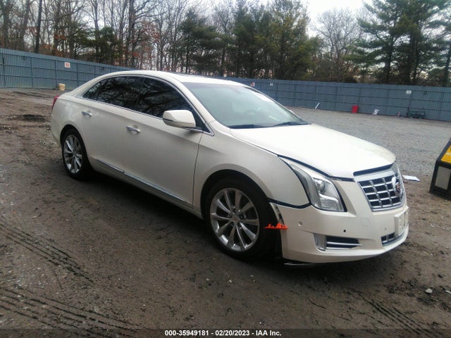 2013 2G61R5S31D9123643 main image