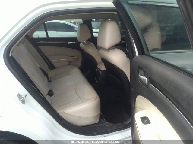 2C3CCAAG0GH183335 Chrysler 300 Limited
