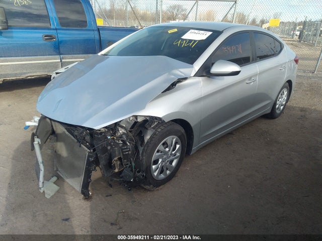 Hyundai ELANTRA SE 2018 5NPD74LFXJH316451 Image 2