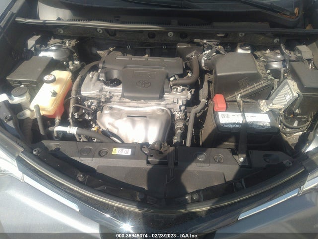 Toyota RAV4 LE 2018 JTMZFREV5JJ204111 Image 10