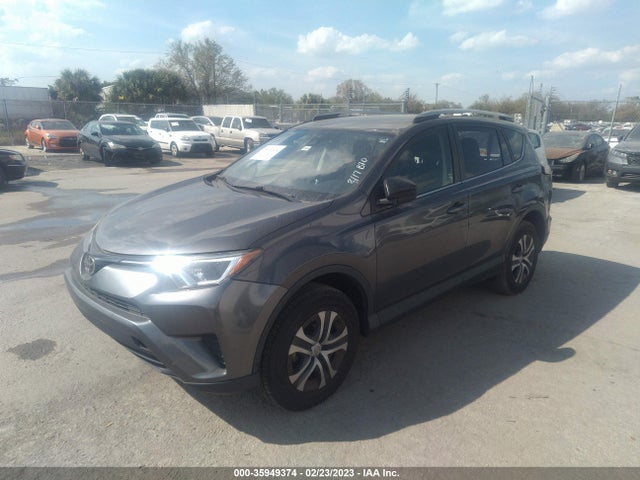 Toyota RAV4 LE 2018 JTMZFREV5JJ204111 Image 2