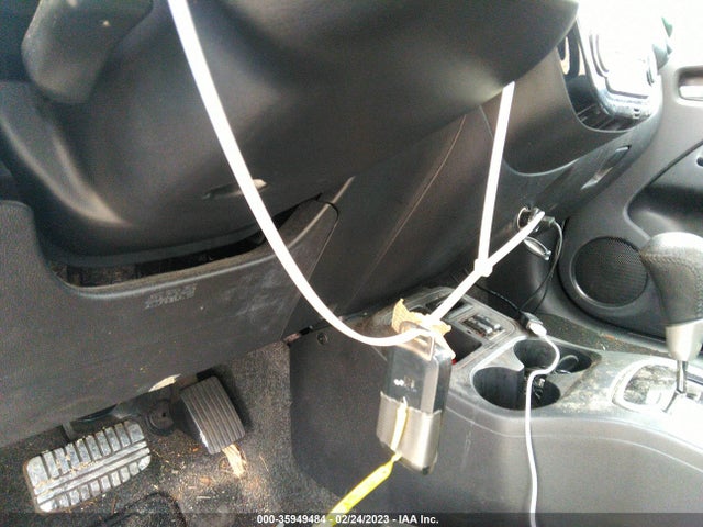 Mitsubishi MIRAGE G4 2017 ML32F4FJ5HHF14153 Image 3
