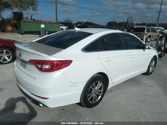 2015 HYUNDAI SONATA 2.4L SE VIN: 5NPE24AF7FH031686