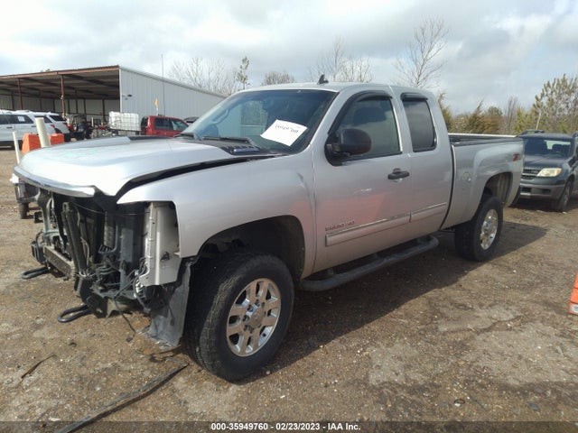 2011 CHEVROLET SILVERADO 2500HD LT VIN: 1GC2KXEG2BZ104022