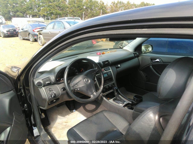 35950081 :رقم المزاد ، WDBRN40J83A442630 vin ، 2003 Mercedes-benz C-class 1.8l مزاد بيع