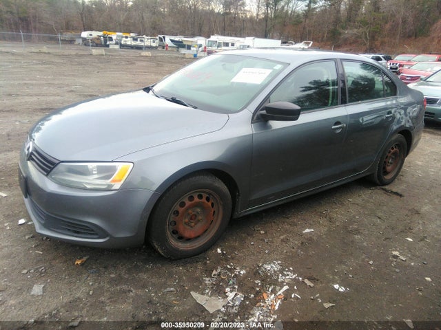 3VW2K7AJ8DM366842 Volkswagen Jetta Sedan S