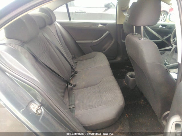 3VW2K7AJ8DM366842 Volkswagen Jetta Sedan S