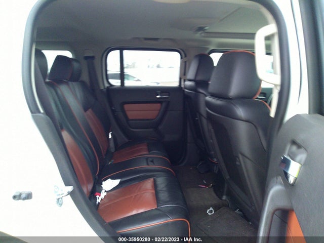 5GTEN43E188229010 Hummer H3 Suv Luxury