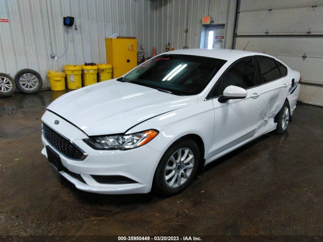 Ford FUSION S 2018 3FA6P0G78JR186581 Image 2