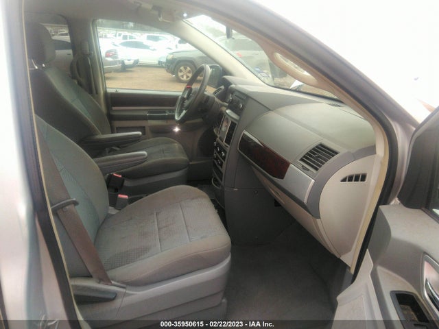 2A4RR5D17AR343838 Chrysler Town & Country Touring