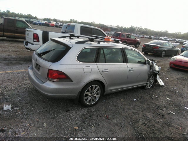 2014 VOLKSWAGEN JETTA SPORTWAGEN TDI W/SUNROOF & NAV VIN: 3VWPL7AJ0EM619365