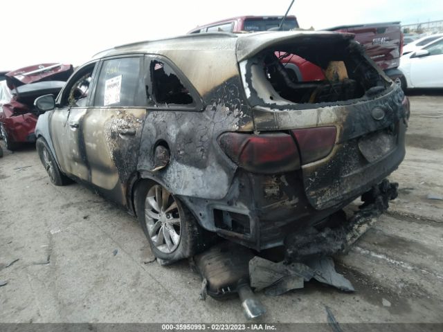 5XYPG4A55JG360100 KIA Sorento Lx V6