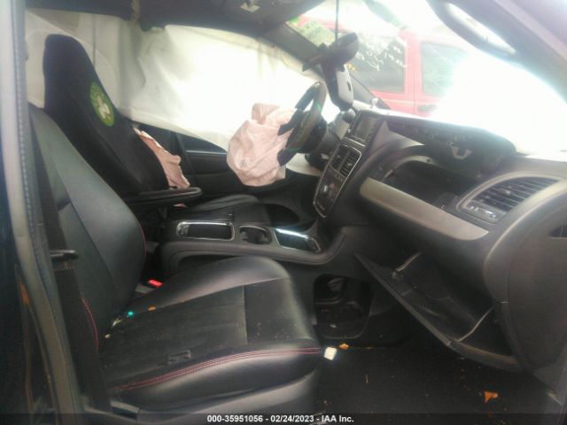 2C4RDGEG6JR271744 Dodge Grand Caravan Gt