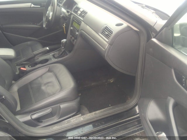 Volkswagen Passat Wolfsburg Ed 2014 1VWAT7A39EC037354 Image 5