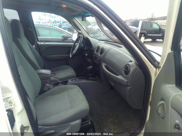 2005 JEEP LIBERTY SPORT VIN: 1J4GL48K05W592453