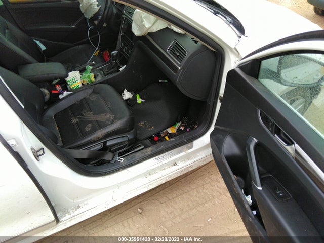 1VWGT7A30HC055059 Volkswagen Passat 1.8t Se W/technology