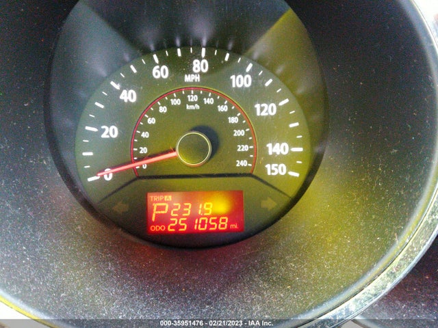 2013 KIA SORENTO LX VIN: 5XYKT4A13DG336496