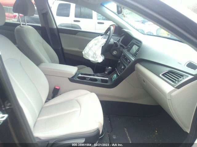 2017 HYUNDAI SONATA SE VIN: 5NPE24AF4HH476695