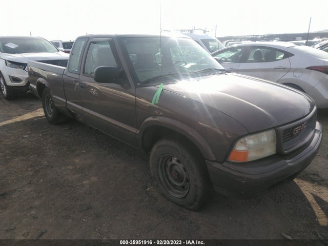1998 1GTCS19X2WK523563 main image