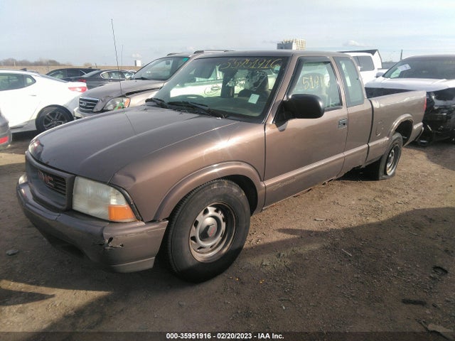 GMC Sonoma Sls 1998 1GTCS19X2WK523563 Image 2