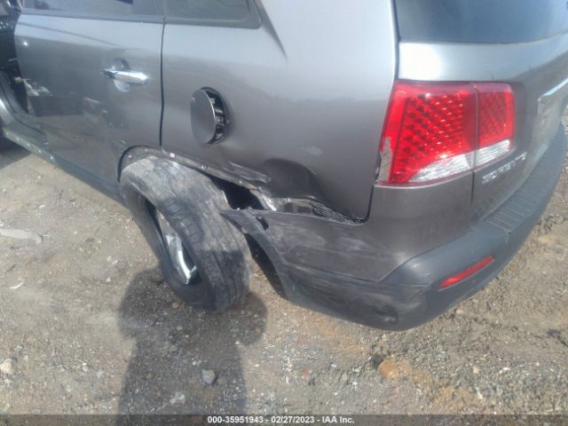 5XYKTDA15BG134420 KIA SORENTO LX