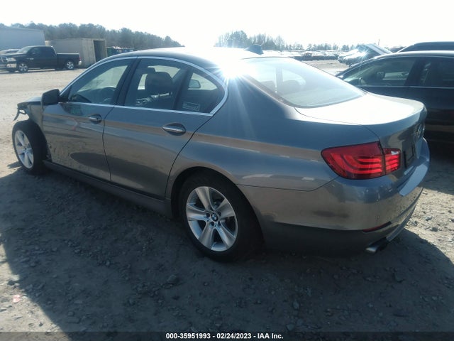 2011 BMW 5 SERIES 528I VIN: WBAFR1C59BC672571