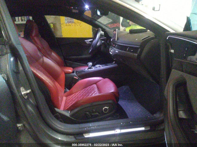 WAUC4CF57JA130193 Audi S5 Sportback Prestige