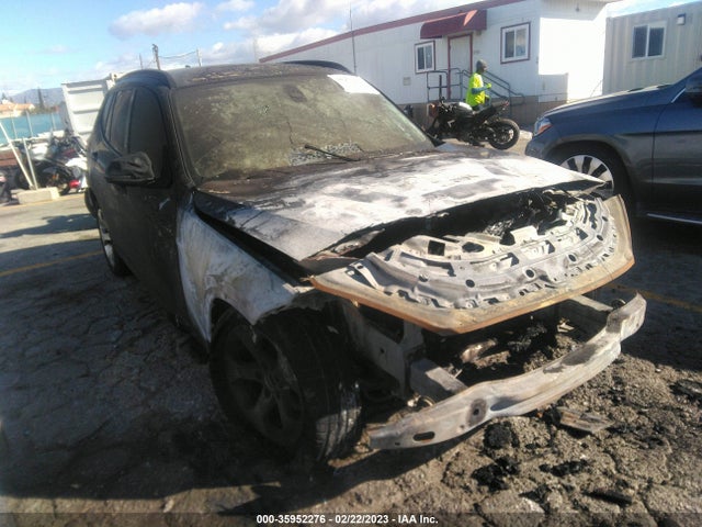 2015 WBAVM1C57FVW57894 main image